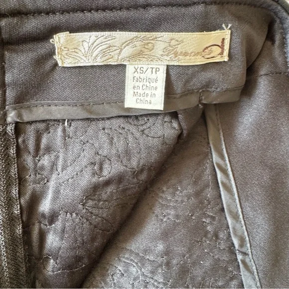 Dynamite Black Skirt XS A-Line Embellished Faux leather Mini - Picture 3 of 6